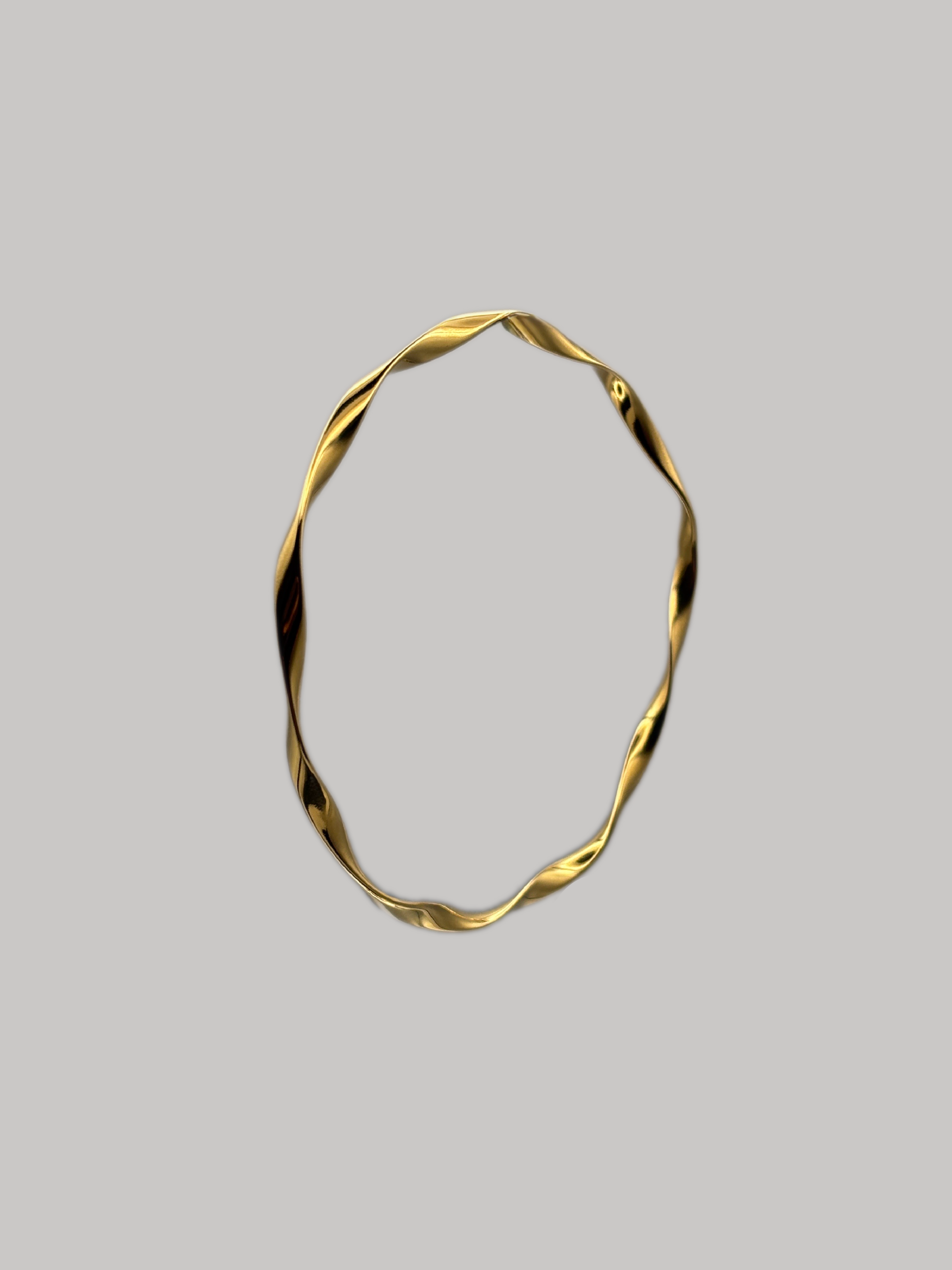 Tvista Bangle