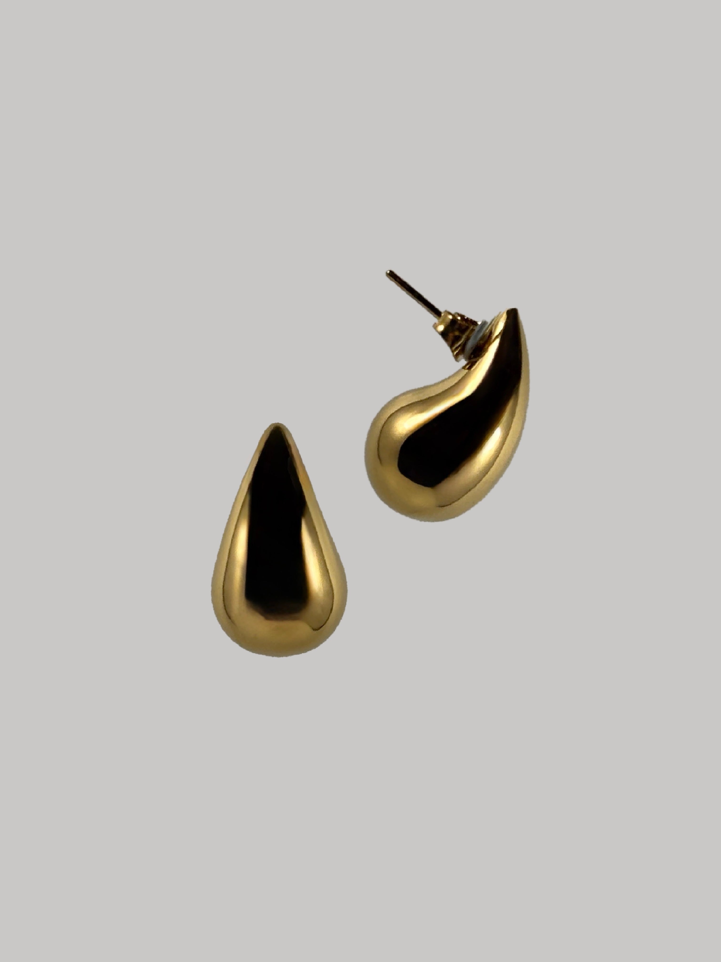 Volvos Earrings