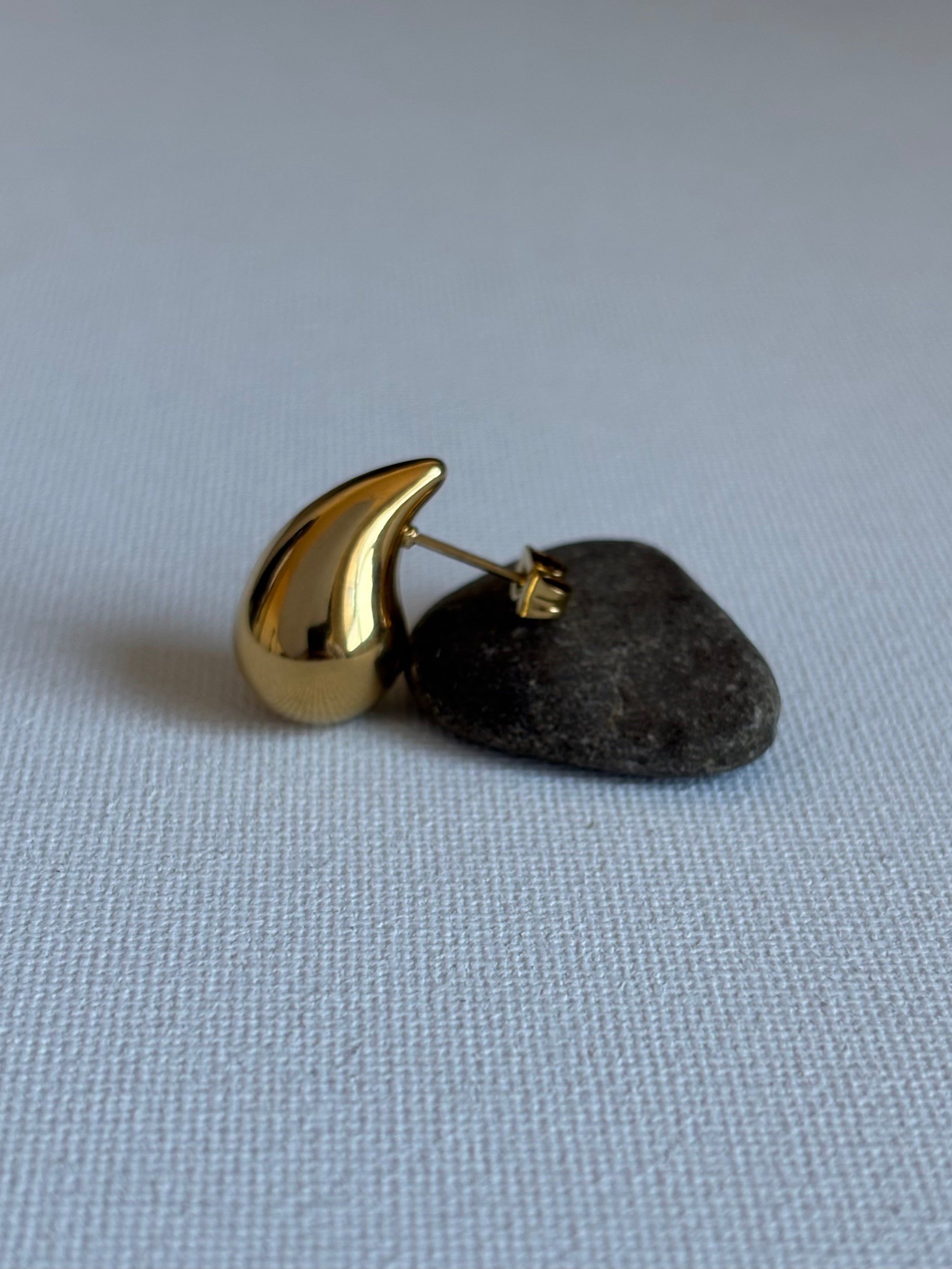 Volvos Earrings