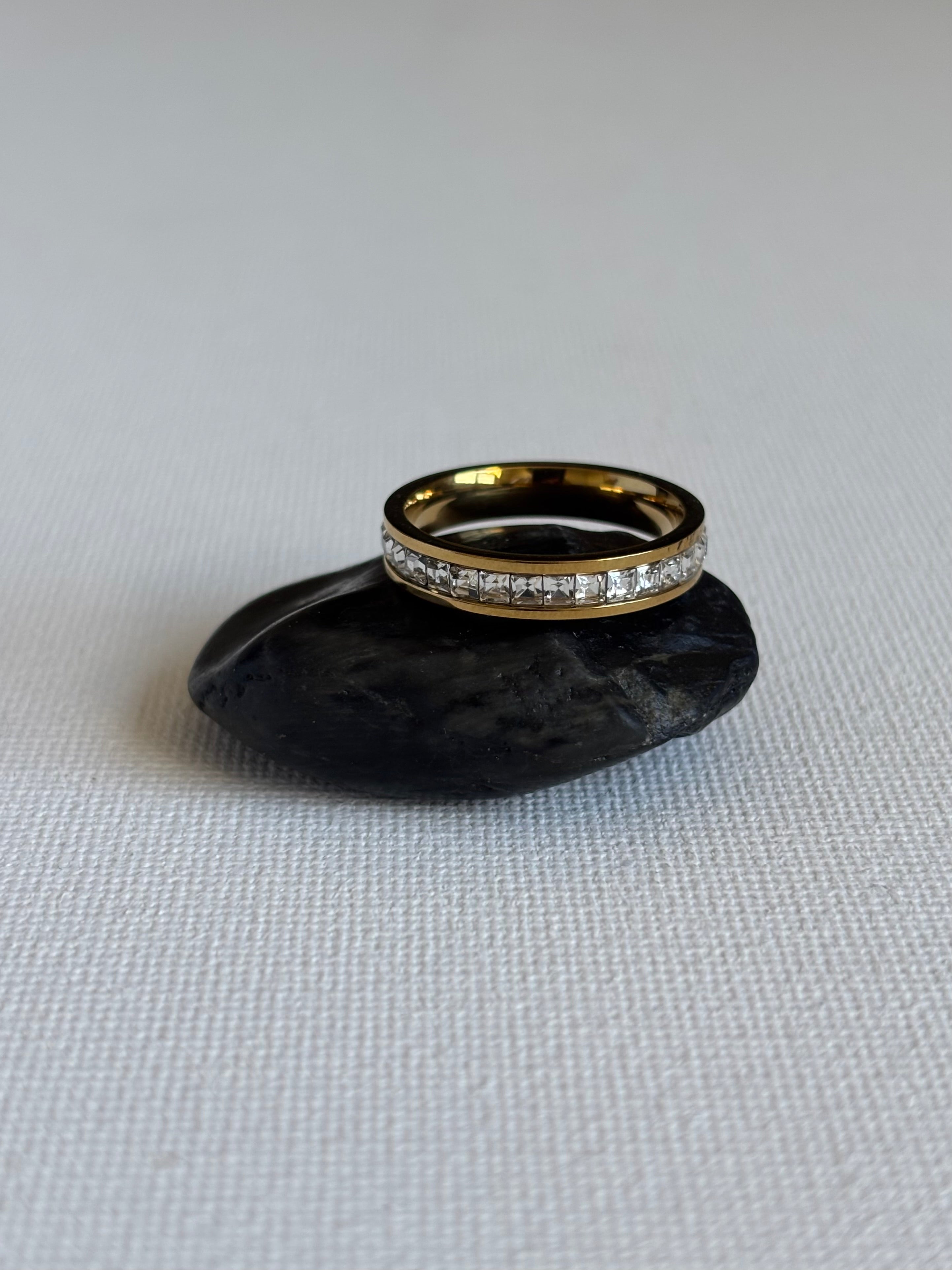 Tachonado Ring