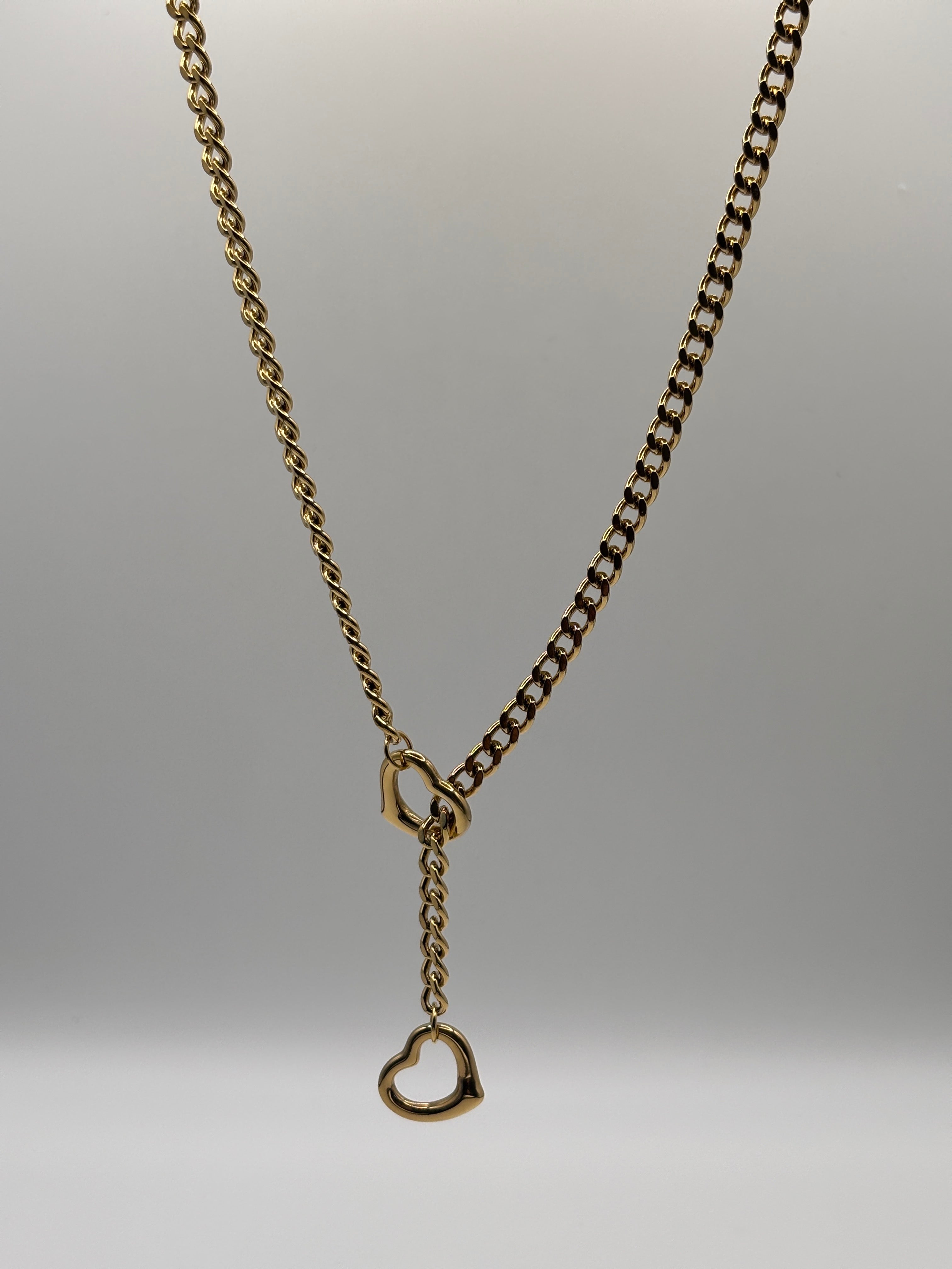 Amora Necklace