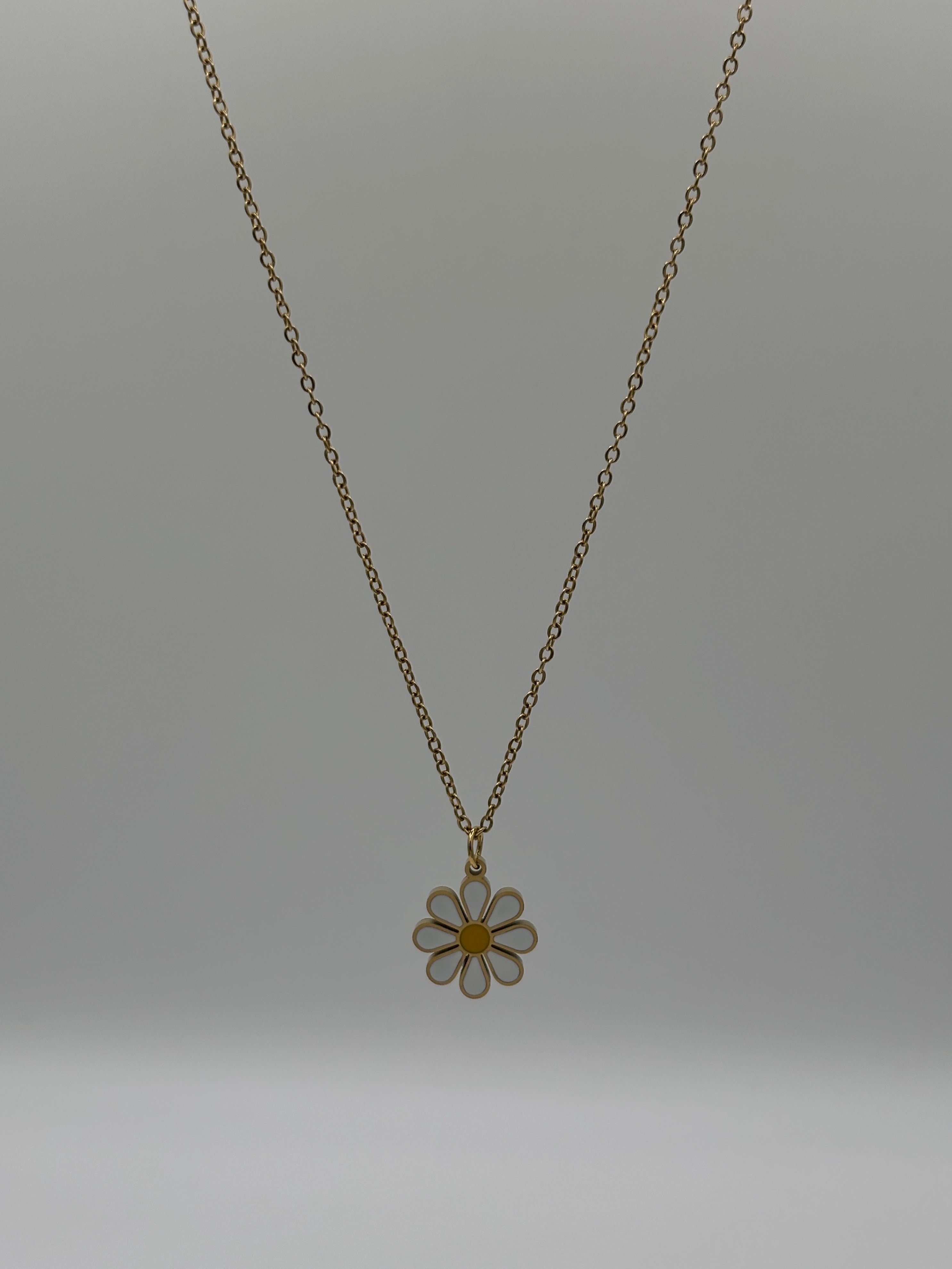 Daisy Necklace