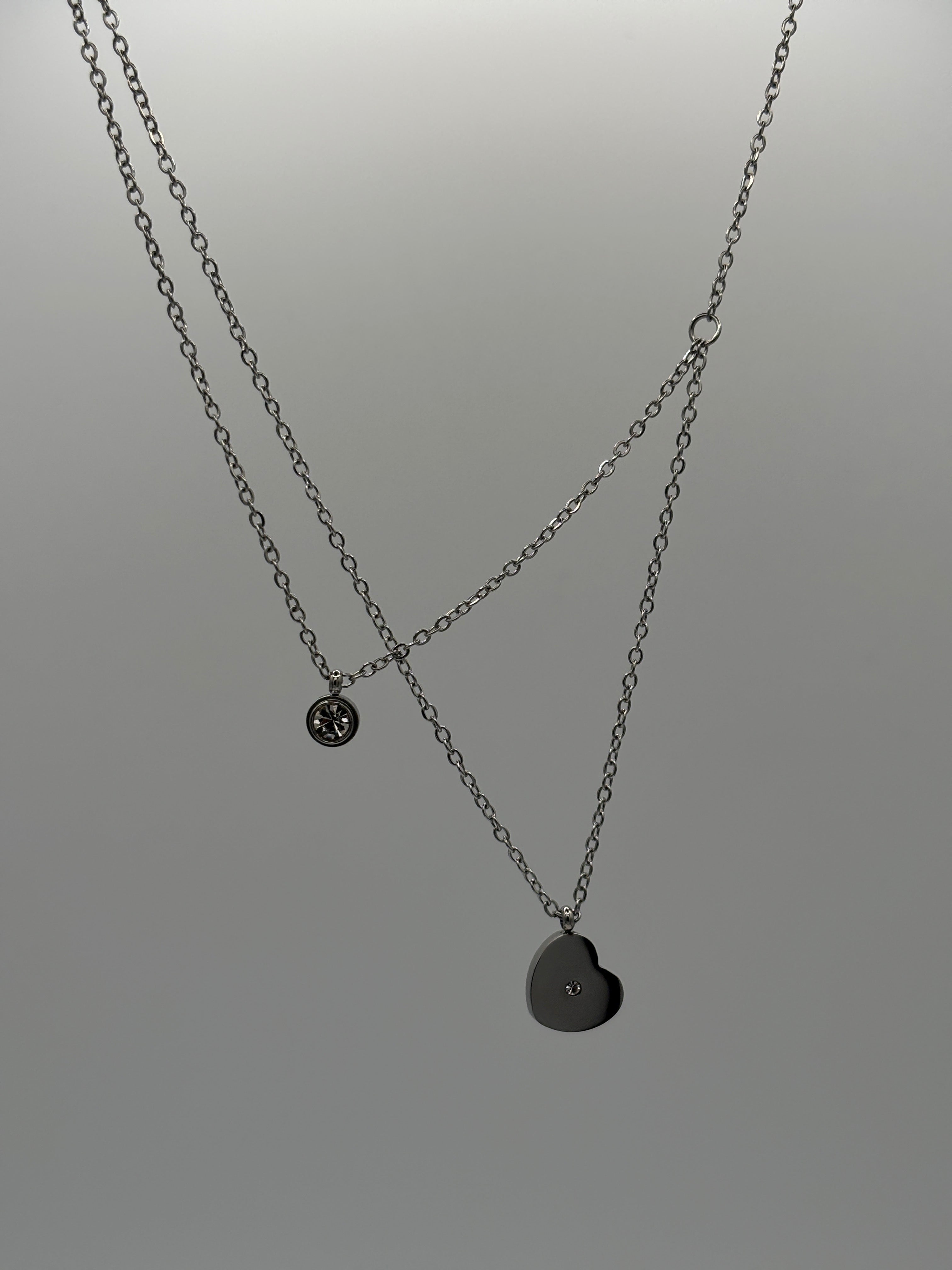 Cinta Necklace